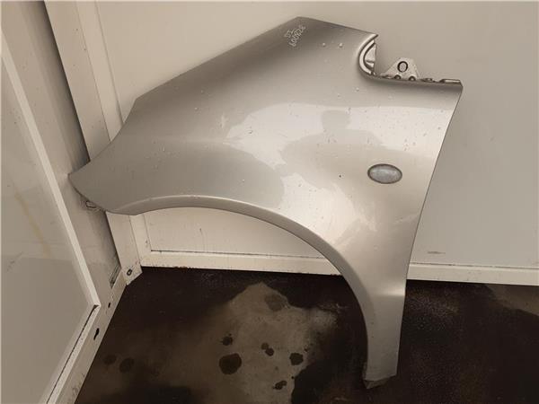 aleta delantera izquierda mercedes clase a w1