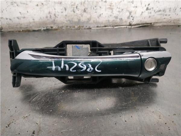 maneta exterior delantera izquierda mercedes
