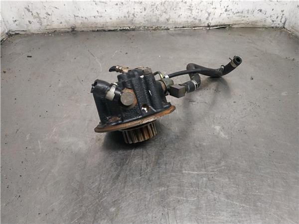 bomba vacio nissan primera berlina p11 cd20t