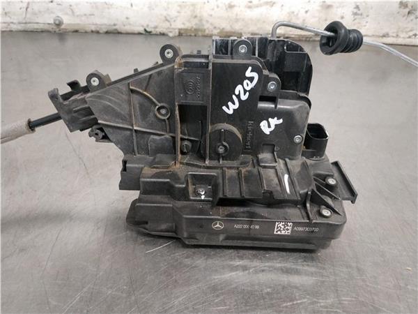 cerradura puerta trasera izquierda mercedes c