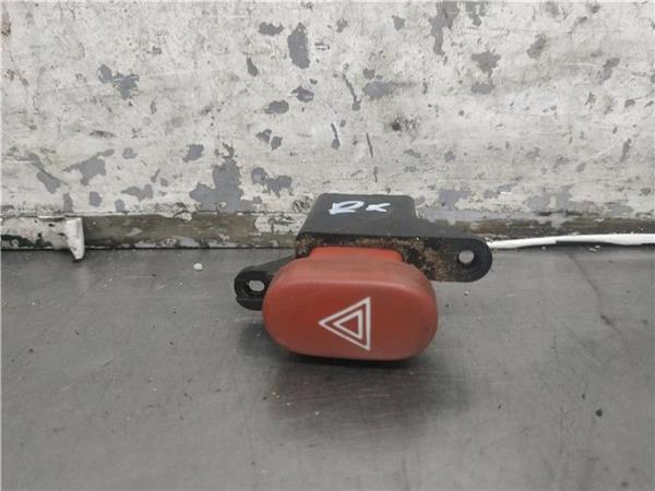 interruptor luces emergencia renault laguna b