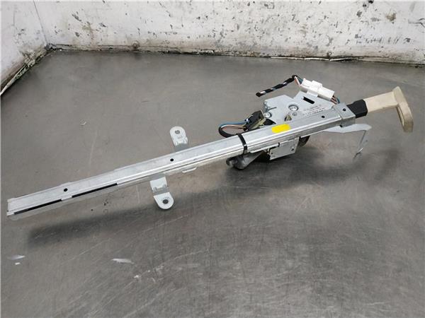 cinturon seguridad delantero derecho mercedes