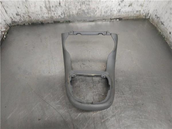moldura puerta delantera derecha fiat bravo 1