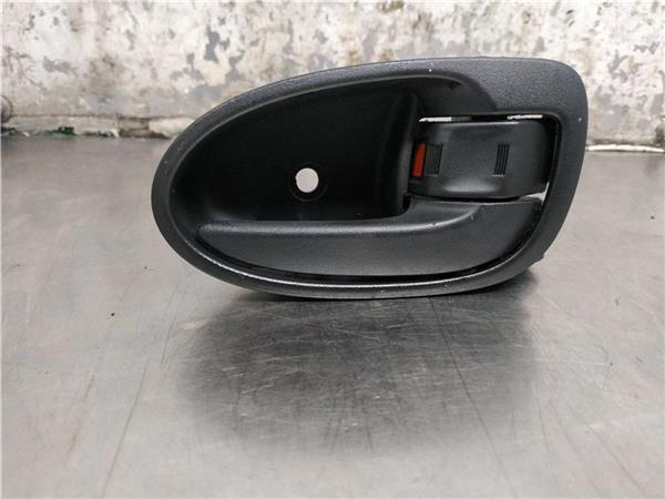 manilla interior puerta delantera derecha toy