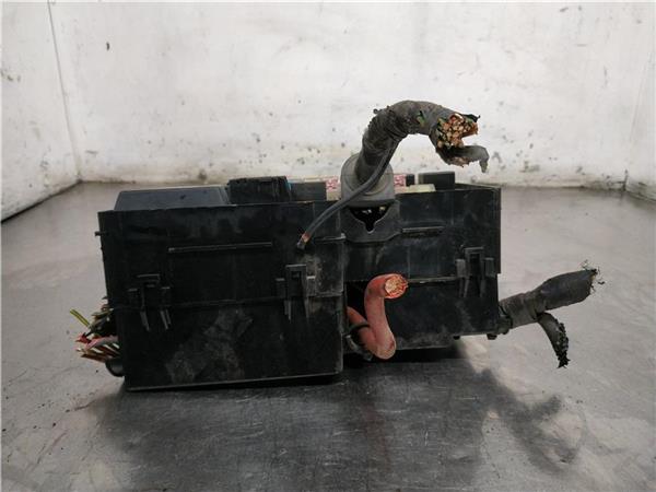 caja reles volvo v50 familiar d4204t