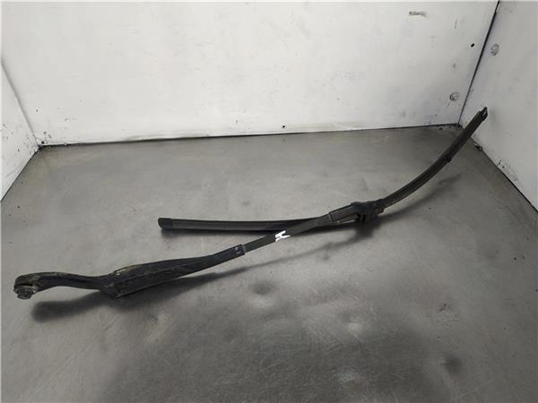 brazo limpiaparabrisas delantero izquierdo me