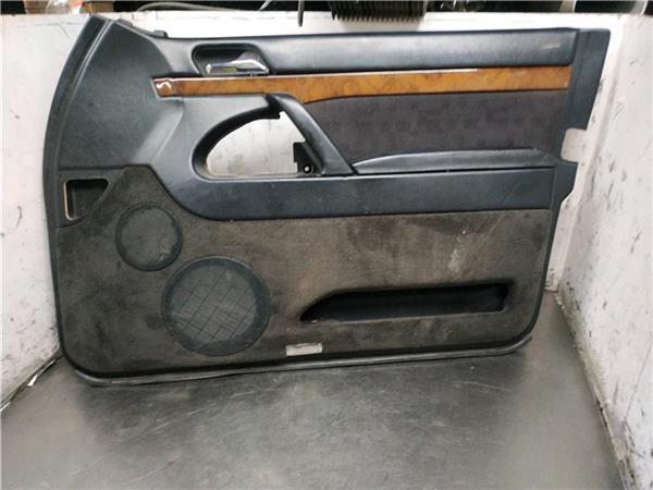 guarnecido puerta delantera derecha mercedes