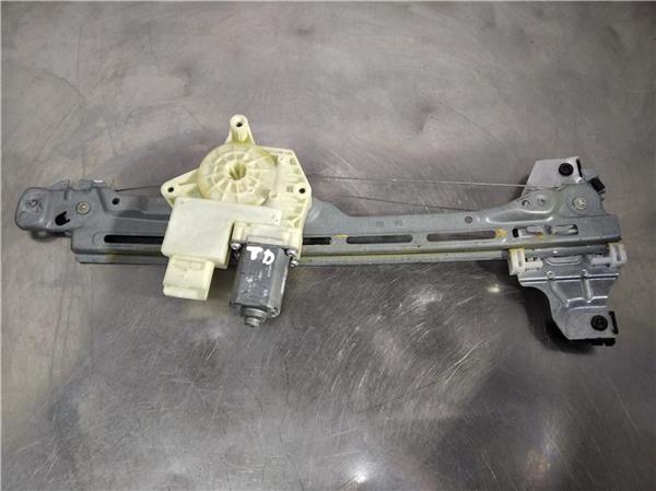 elevalunas electrico trasero derecho peugeot