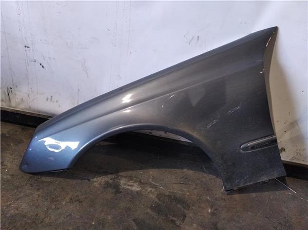aleta delantera izquierda mercedes clase e w2