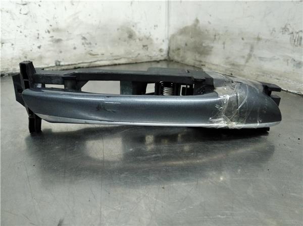 maneta exterior trasera derecha mercedes clas