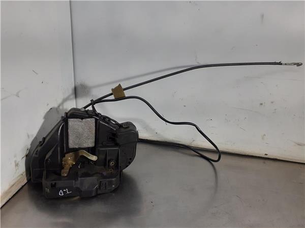 cerradura puerta trasera derecha mercedes cla