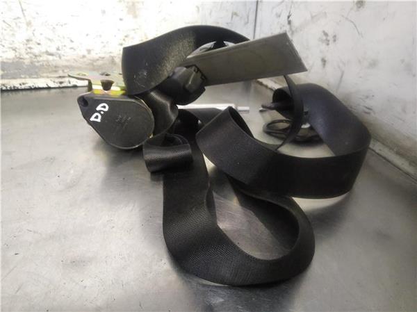cinturon seguridad delantero derecho mercedes