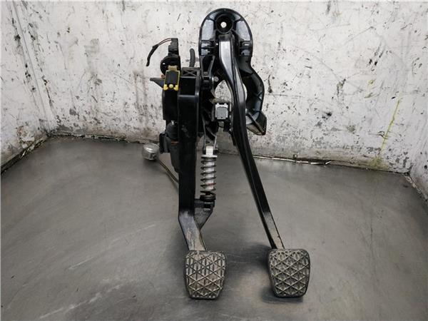 pedal freno mercedes benz clase c bm 204 berl