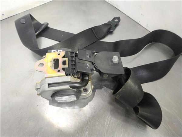 cinturon seguridad delantero derecho mercedes