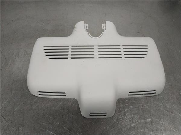 moldura puerta delantera derecha mercedes cla