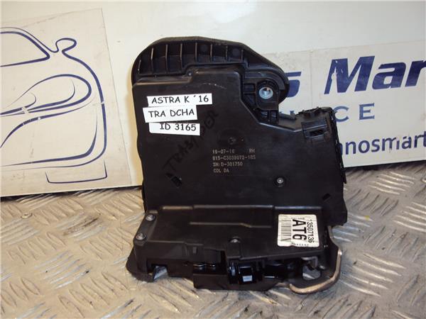 cerradura puerta trasera derecha opel astra k