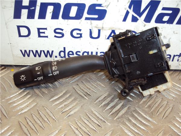 mando intermitencia toyota avensis berlina t2