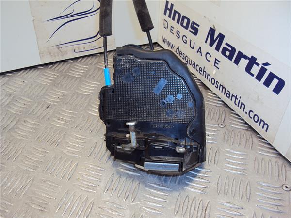 cerradura puerta trasera izquierda toyota lan