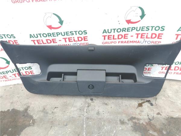 guarnecido porton trasero volkswagen golf vii