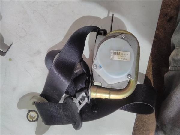 cinturon seguridad delantero derecho toyota a