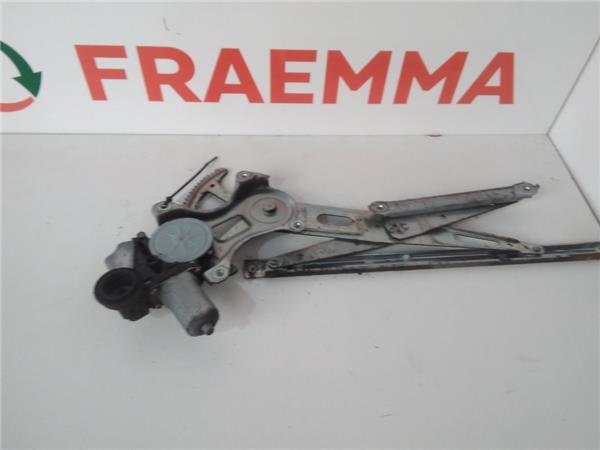 elevalunas electrico trasero izquierdo toyota