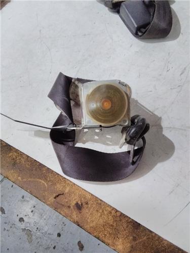 cinturon seguridad trasero derecho toyota cor