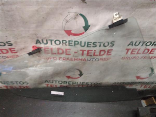 luna puerta delantera derecha toyota yaris 19