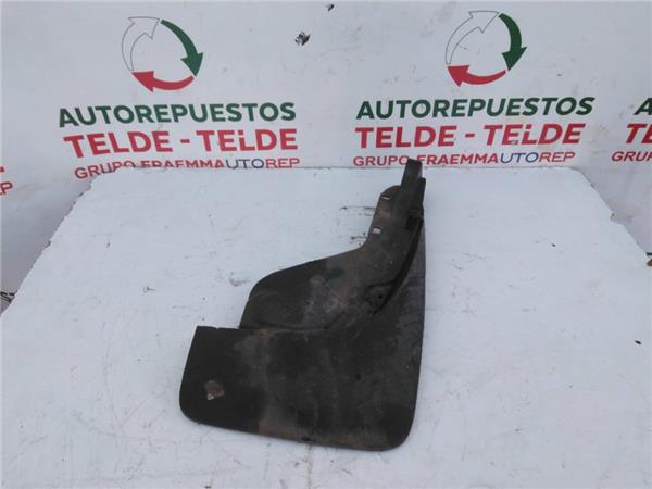 faldilla de barro trasera derecha toyota rav