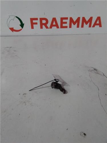 bombin porton trasero toyota hiace 2001 klh12