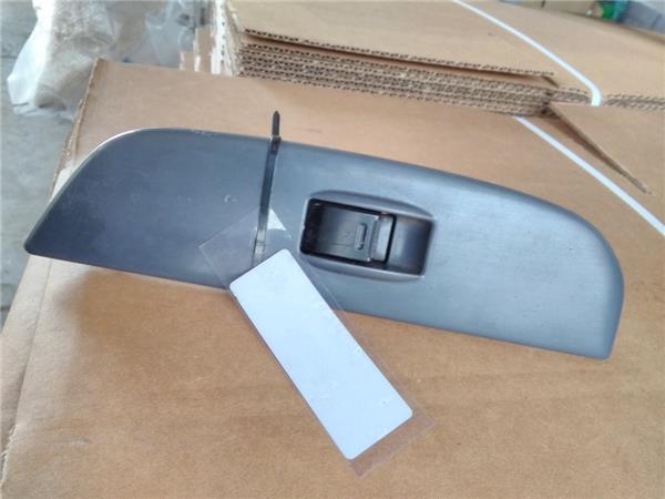 botonera puerta delantera derecha toyota land