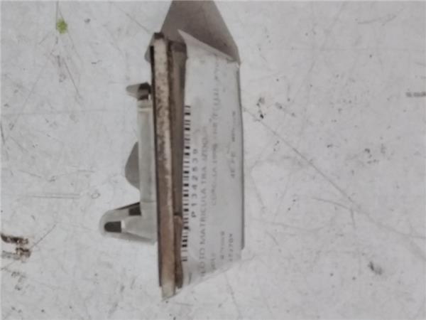 piloto matricula trasero izquierdo toyota cor