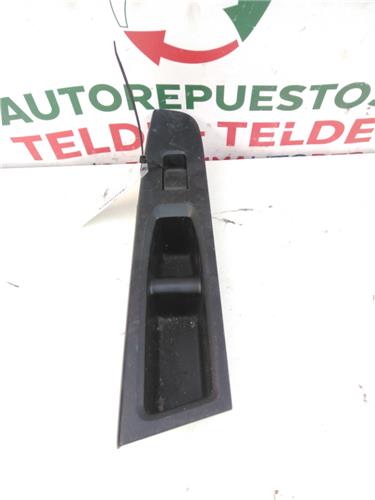 botonera puerta delantera derecha toyota yari