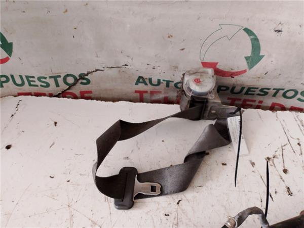 cinturon seguridad trasero derecho toyota pri