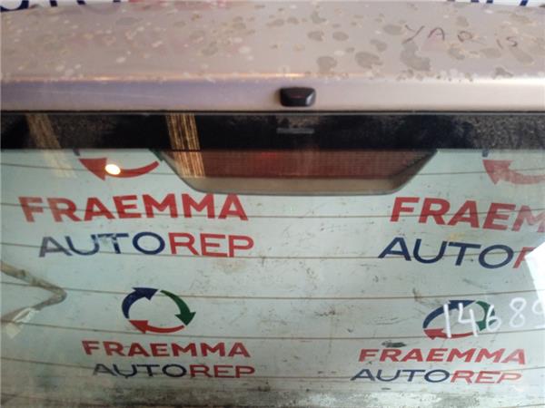 luz central de freno toyota yaris ncp1nlp1scp