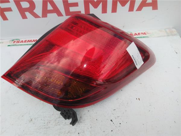 piloto trasero derecho toyota yaris p13 2014