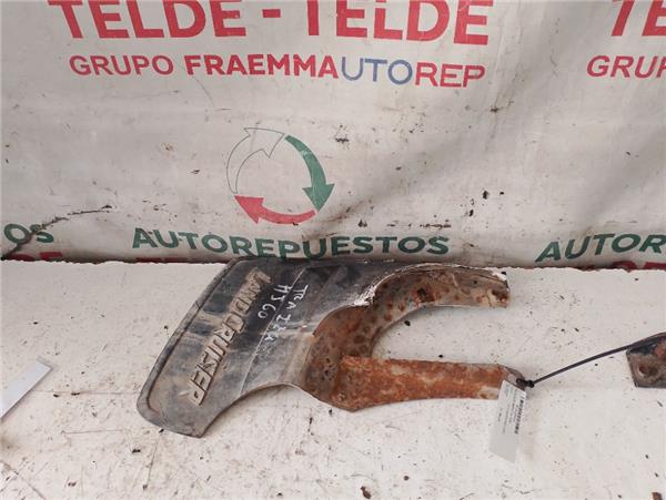 faldilla de barro trasera izquierda toyota la