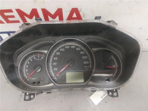 cuadro instrumentos toyota yaris p13 2014 13