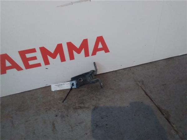 bisagra inferior puerta delantera derecha toy