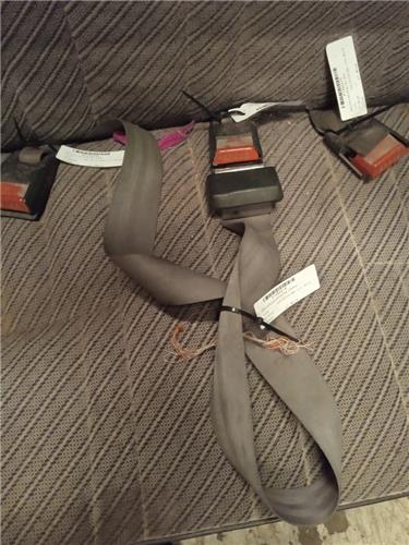 cinturon seguridad trasero central toyota lan