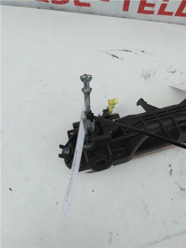 bombin puerta delantera izquierda toyota yari