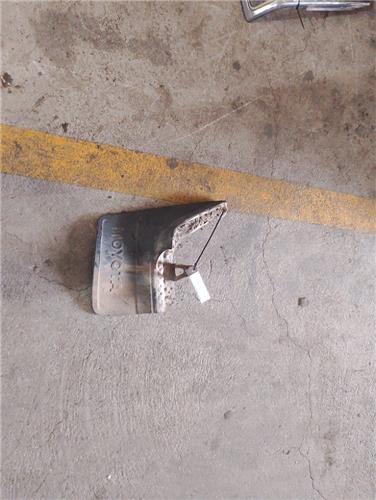 faldilla de barro trasera izquierda toyota la