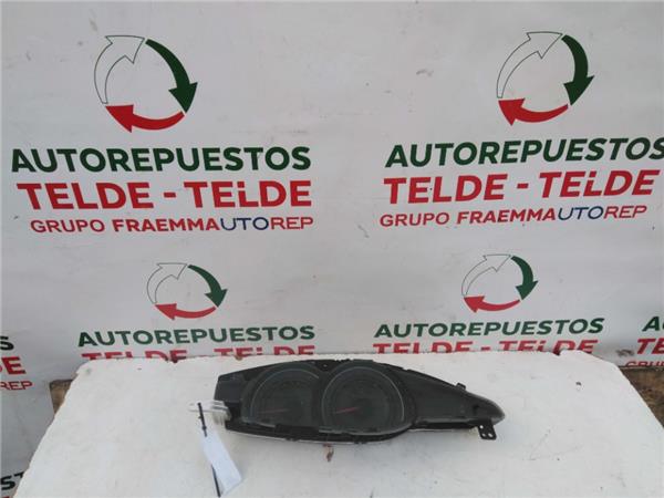 cuadro instrumentos toyota corolla verso 2010