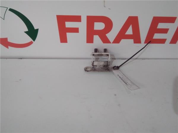 bisagra izquierda porton trasero toyota prius