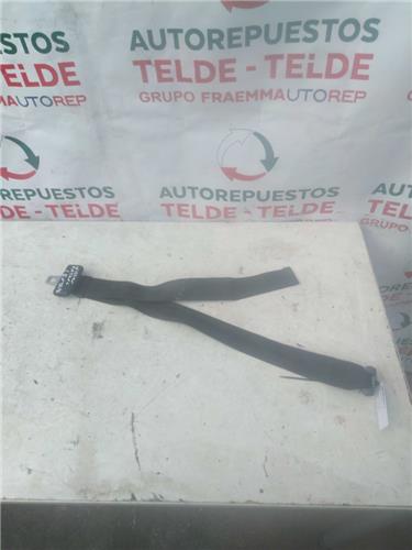 cinturon seguridad trasero central nissan pat