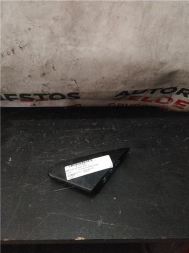 moldura aleta delantera izquierda toyota yari