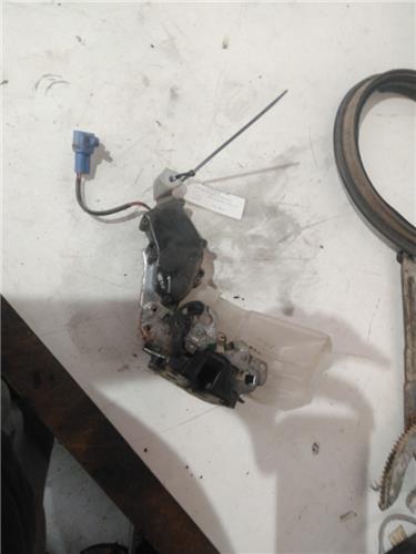 cierre electromagnetico trasero derecho toyot