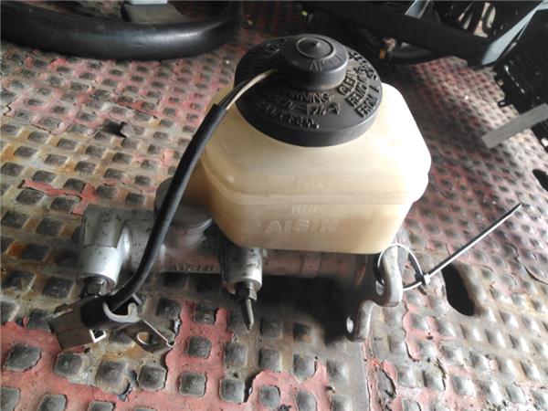 bomba freno toyota land cruiser 1990 hdj80 42