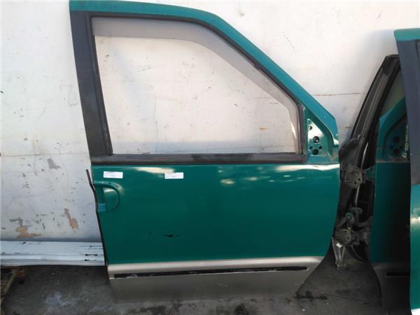 Puerta Delantera Derecha Nissan 2.3