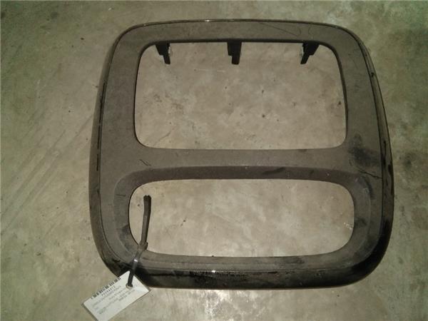 embellecedor consola salpicadero opel vivaro