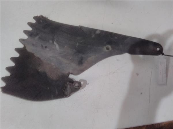 faldilla de barro trasera izquierda toyota la